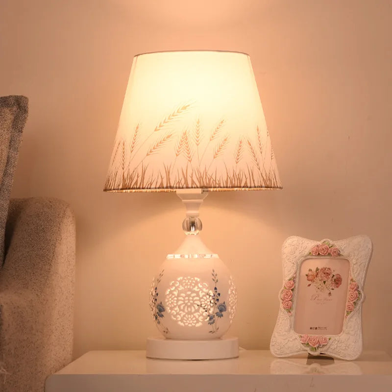 Lumière Crystal Table Lamp