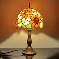 Marigold Manor Tiffany Table Lamp
