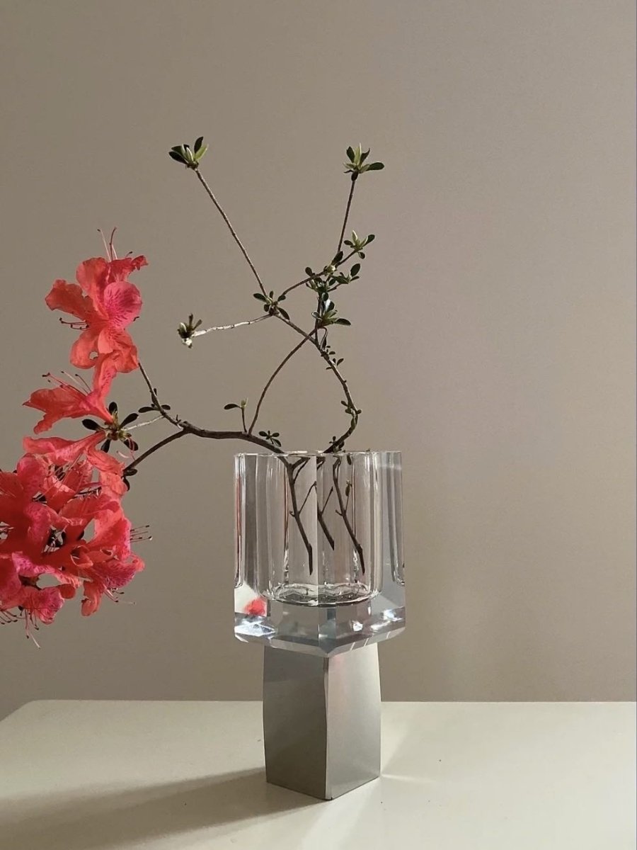 Modern Crystal Block Vase - Geometric Contemporary Table Centerpiece