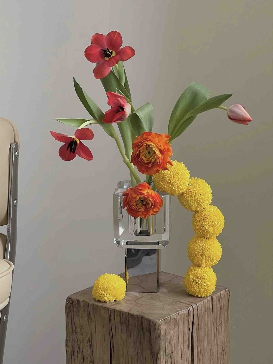 Modern Crystal Block Vase - Geometric Contemporary Table Centerpiece